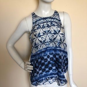 Women’s Rory Beca top, size small